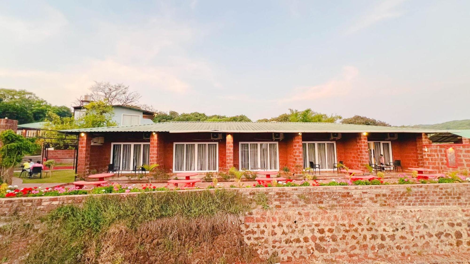 Shardul Heritage The Resort Mahābaleshwar Εξωτερικό φωτογραφία